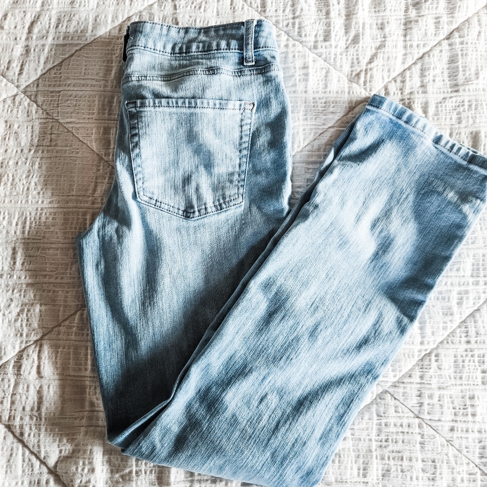 Maurices Classic straight jeans light/medium wash